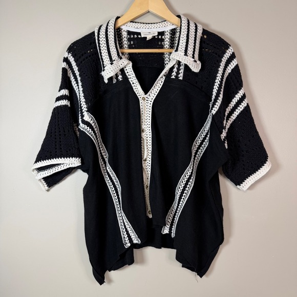 Urban Daizy Sweaters - URBAN DAIZY Womens Relaxed Fit Med Black & White Crochet Button Up Sweater Boho